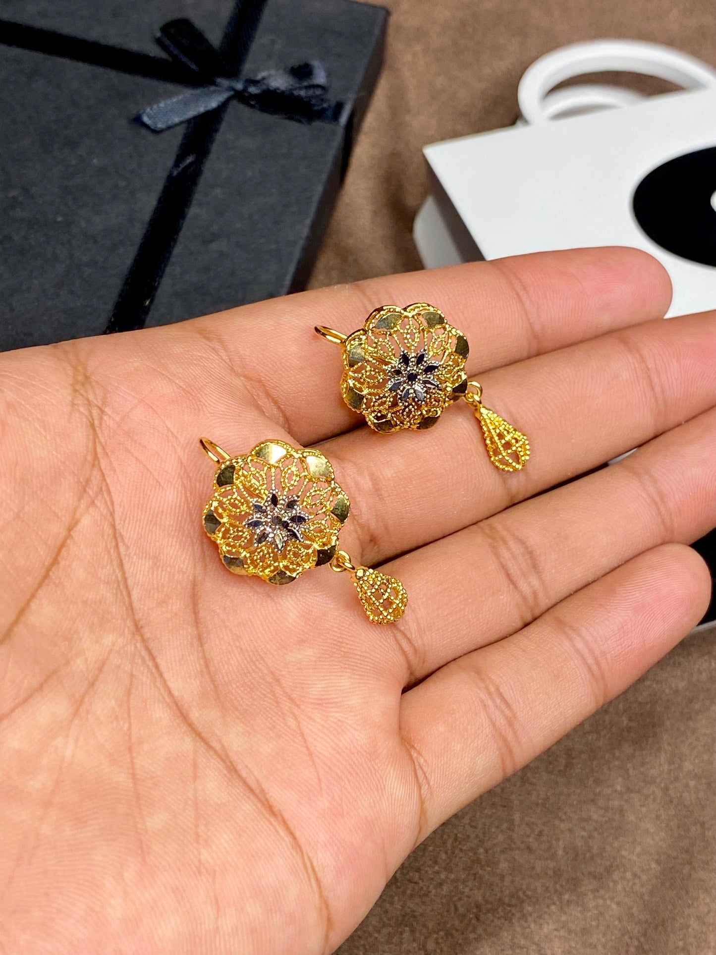 Royal Floral Gold Necklace Set
